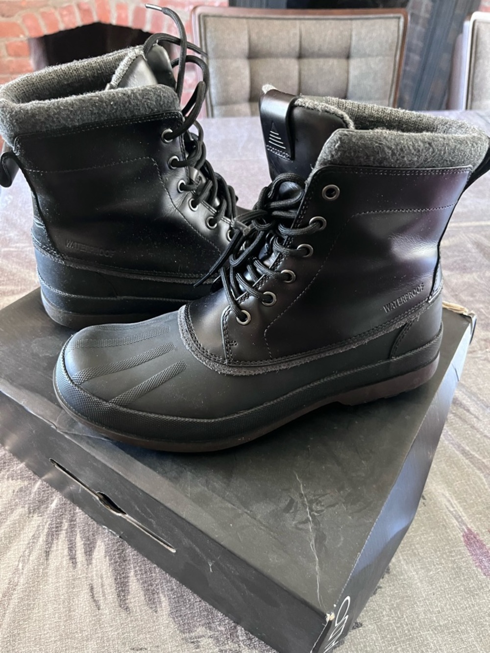 Aldo Men's Black Waterproof Lace-Up Winter Boots with Gray Collar